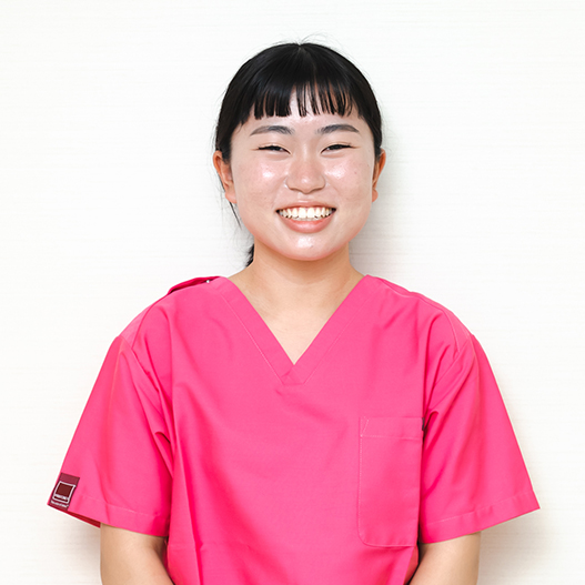 歯科助手、受付 田口瑞菜