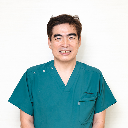 院長・歯科医師　山田 嘉宏